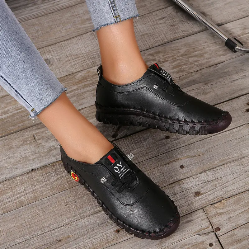 Women's Large Size 35-43 Yard PU Leather Sports Shoes Running Shoes Flat Bottom with Elastic Straps Shoes for Women Sneakers
