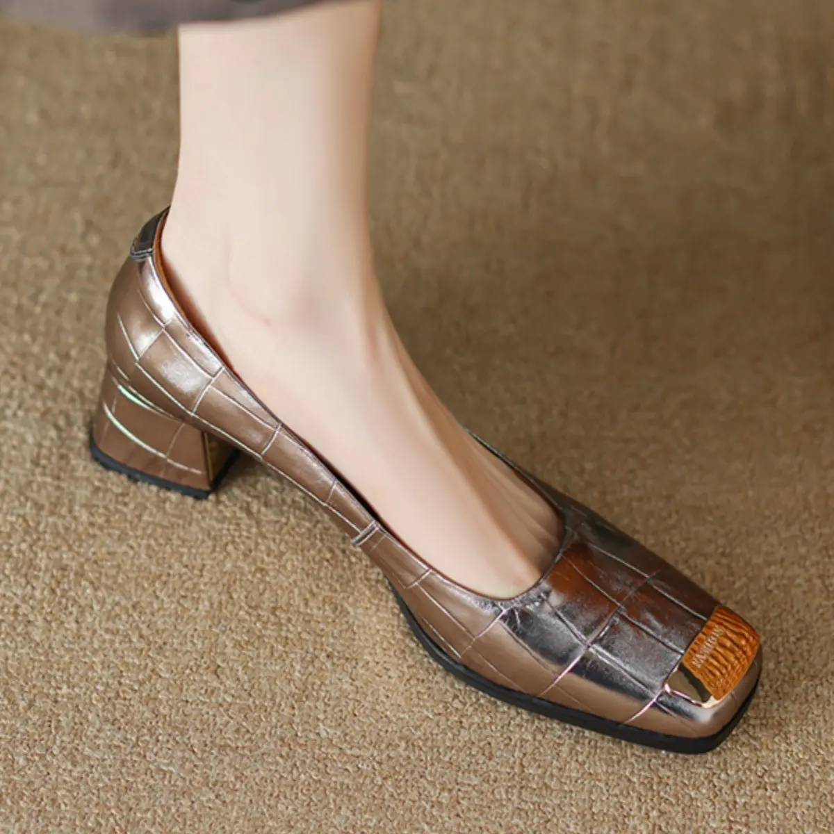 Summer Square Toe Thick Heel Shallow Mouth Metal Decoration Fashion Ladies Shoes New Elegant Banquet Party High Heels