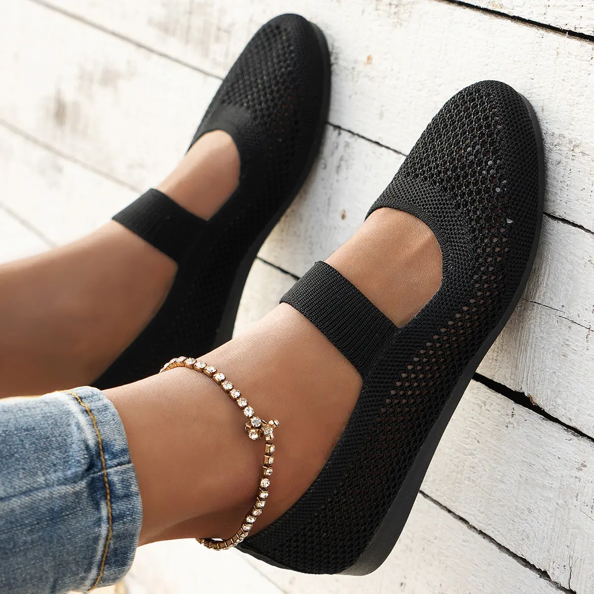 Summer Women Casual Shoes Soft Portable Sneakers Walking Shoes Flat Soles for Women Breathable Slip on White Shoes