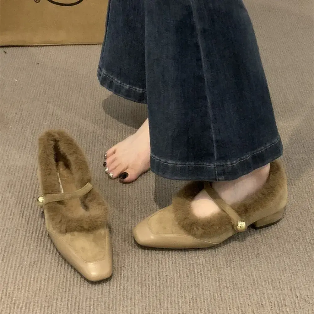 Elegant Women's Fleece-lined Vintage French Style Boots Winter Outerwear 2024 New Style Rubber Upper Summer Wear Flats