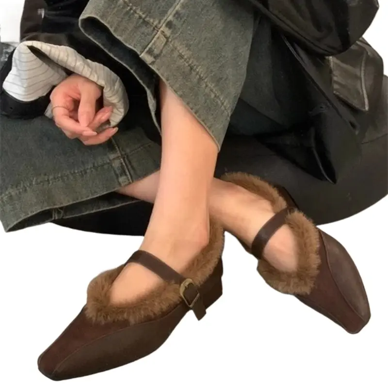 Elegant Women's Fleece-lined Vintage French Style Boots Winter Outerwear 2024 New Style Rubber Upper Summer Wear Flats