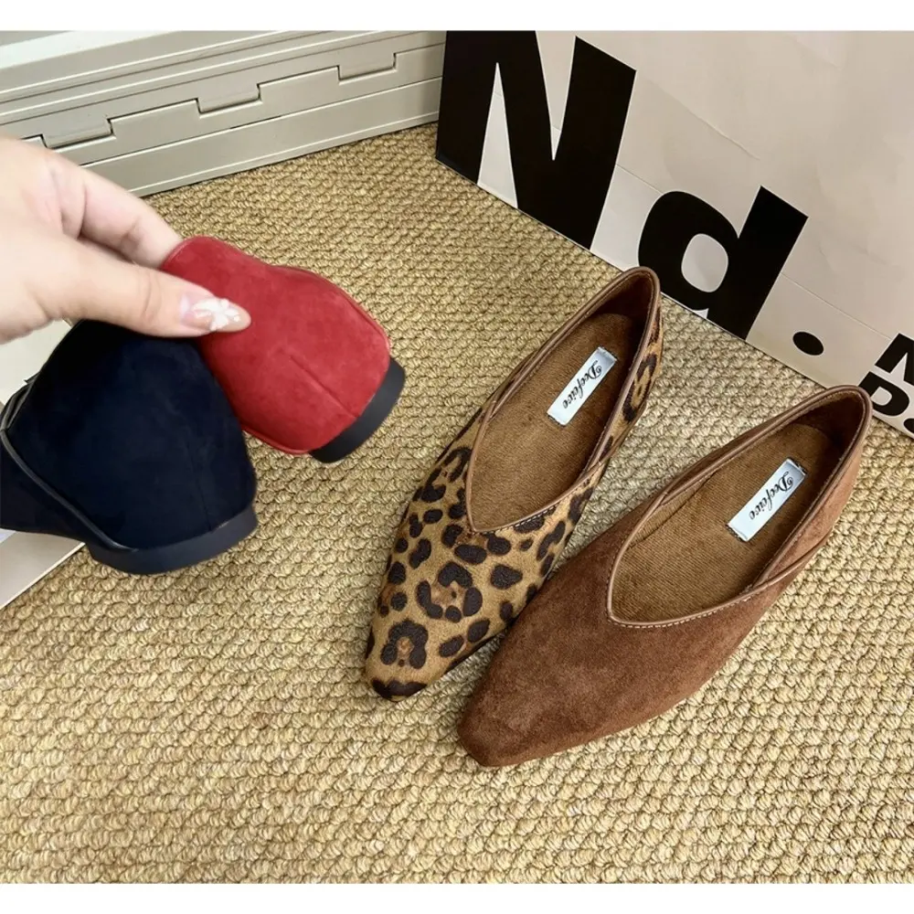 Sharp Pointed Leopard Print Single Shoes Suitable for Women's Suede Leather Commuting Pairs in Autumn and Winter, Flat Shoes