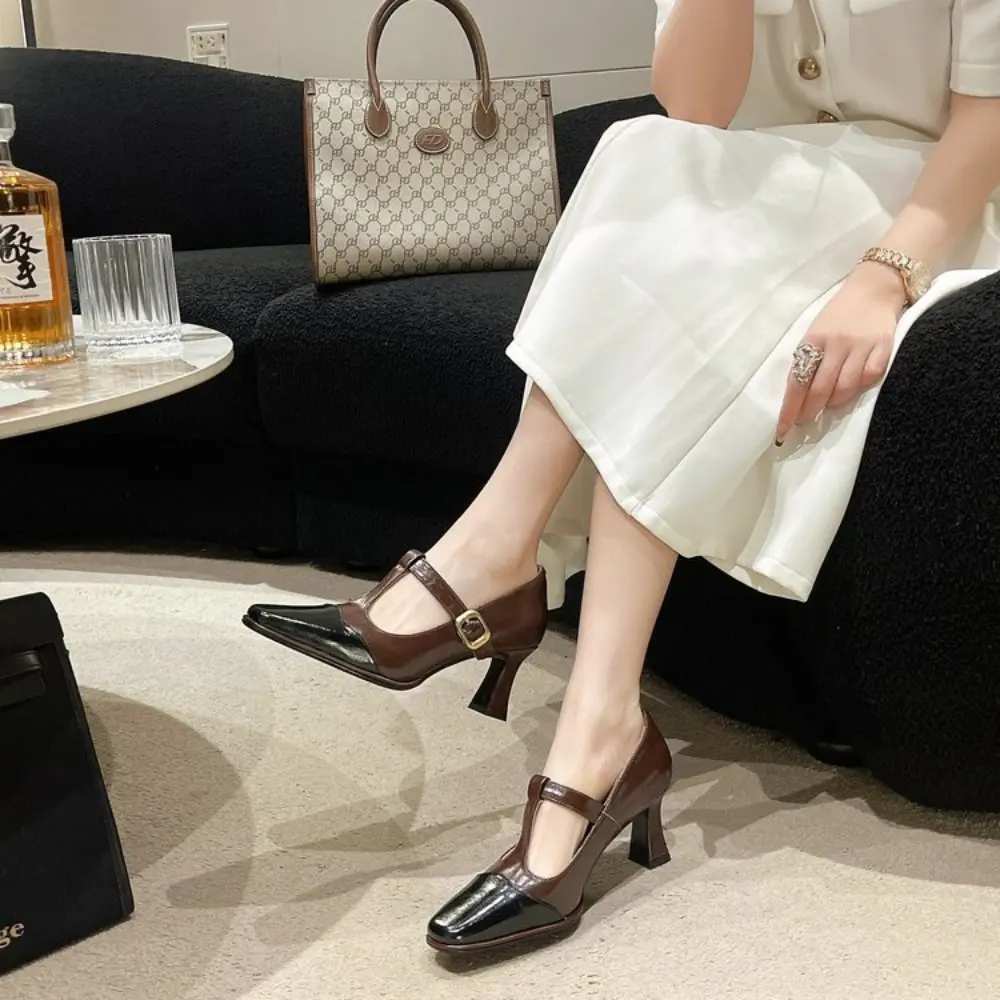 2024 New Women's Loafers Solid Color Flat Shoes for Women Patent Leather Shallow Mouth Commuter Daily Casual Shoes Square Heel