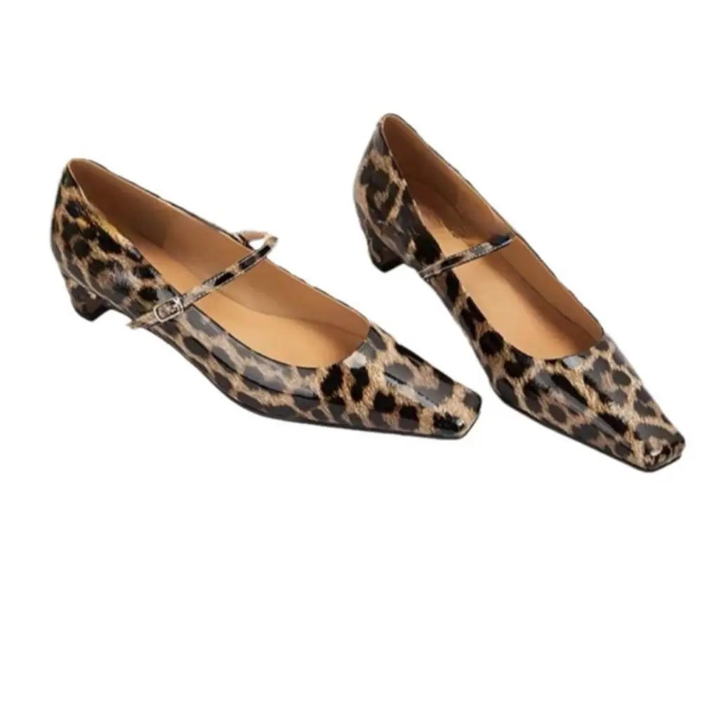 Pointed Toe Women Loafers Black Brown White Casual Mules Shoes Belt Buckle Shallow Slip on Low Flat Heeled Party Pumps Size 40