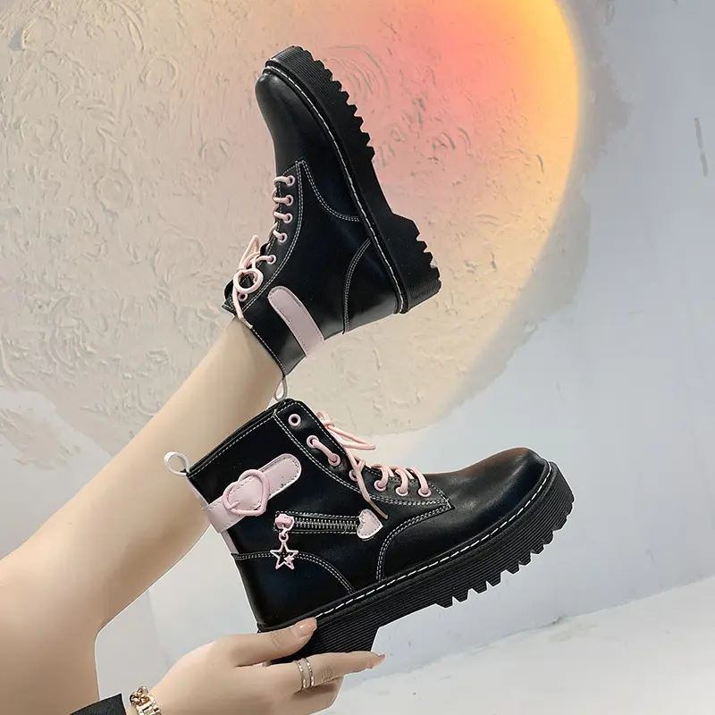 Autumn and Winter Fashion New Comfortable Fleece Warm Cross with Round Toe Cute Leather Women's Square Heel Ankle Boots