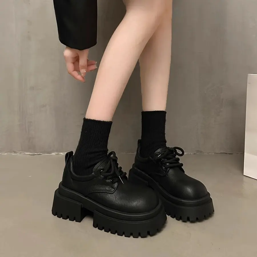 2024 Women Spring New Black Platform Flats Shoes Women Loafers Slip on Boat Shoes Designer Casual Leather Oxfords