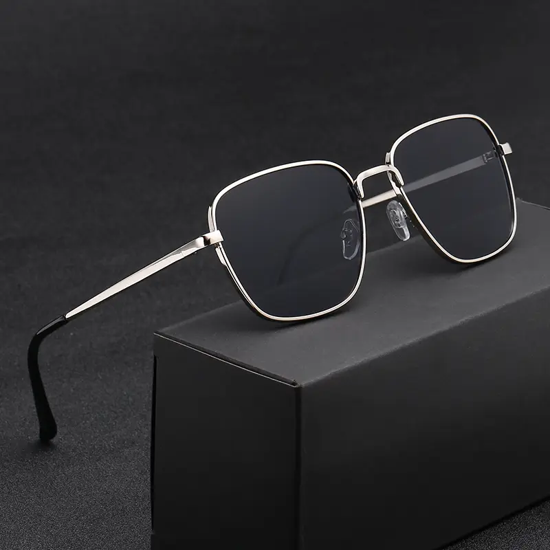 New Classic Fashion Women Oversized Sunglasses Anti-Reflective Mirror Vintage Square Metal Sun Glasses Men Driving Eyewear Uv400
