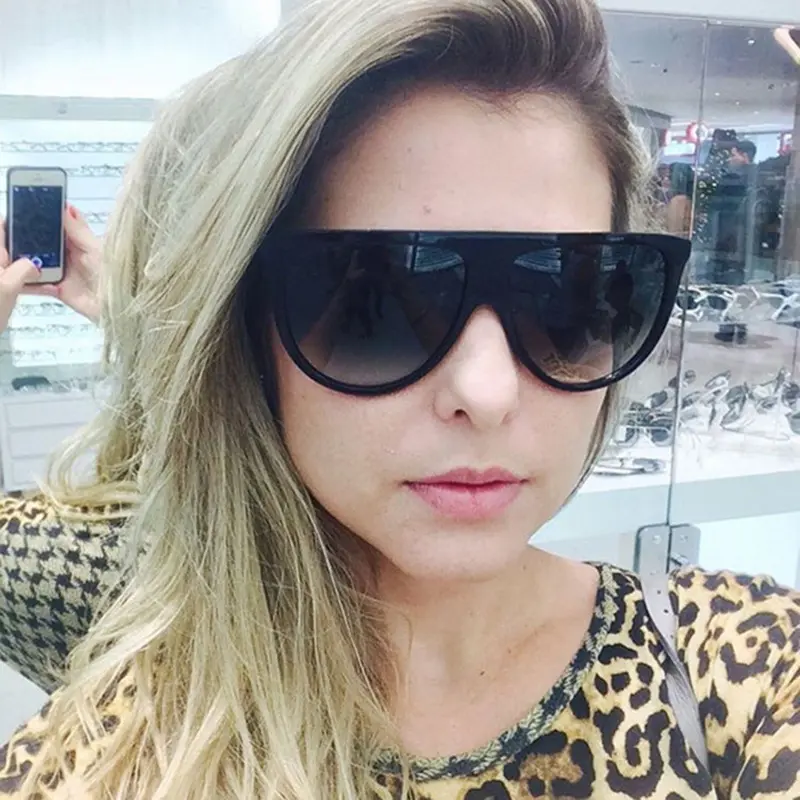 New Trendy Sunglasses Women Classic Large Frame Decoration Eyewear Trendy Party Eyeglass Frame Uv400 Luxury Brand Design Glasses