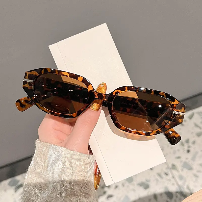 New Fashionable Women Sunglasses Trendy Minimally Designed Outdoor Sun Glasses Men Decorative Eyewear Uv400 Driving Eyeglass