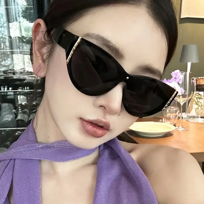 New Fashion Women Cat Eye Sunglasses Retro Frameless Outdoor Sunshade Sun Glasses Eyeglass Uv400 Luxury Brand Design Eyewear