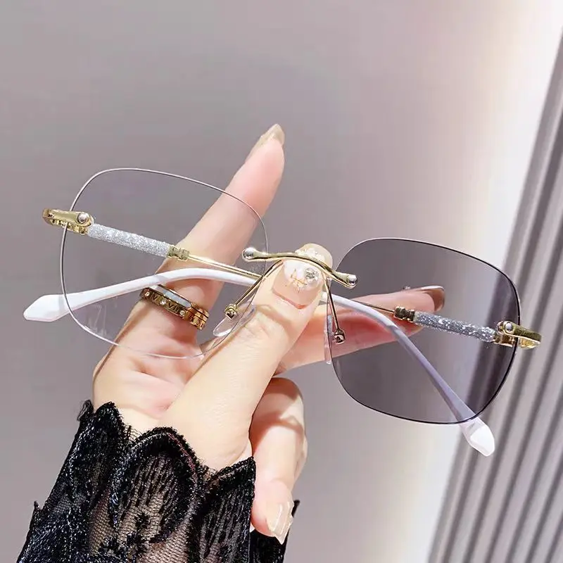 1/2PCS Female Rimless Photochromic Reading Glasses Men Women Far Sight Eyeglasses Trendy Color Changing Presbyopic Glasses