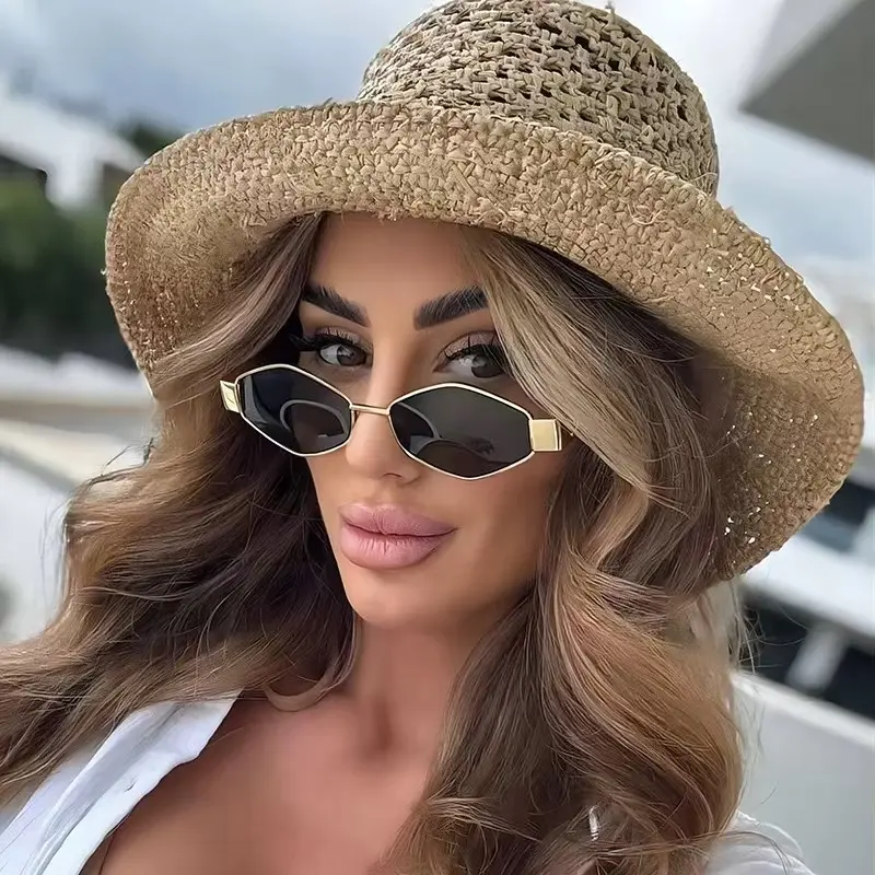 Metal Small Frame Polygonal Women's Sunglasses Fashion Punk Rhombus Sun Glasses For Women Trendy 2024 Vintage Diamond Eyewear
