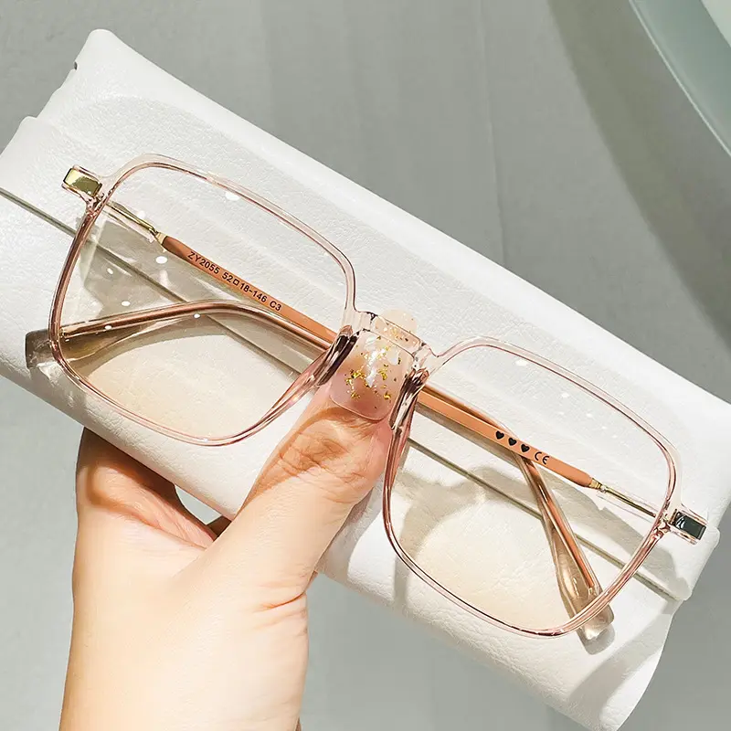 Vintage Gradient Fashion Sun Glasses Women Men Retro Square Large Frame Eyeglasses Female Outdoor Travel UV400 Sunglasses
