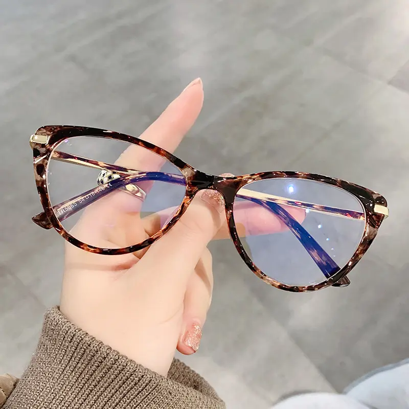 New Sexy Cat Eye Glasses Women Anti Blue Light Transparent Eyewear Brand Designer Vintage Clear Eyeglasses Optical Frame Oculos