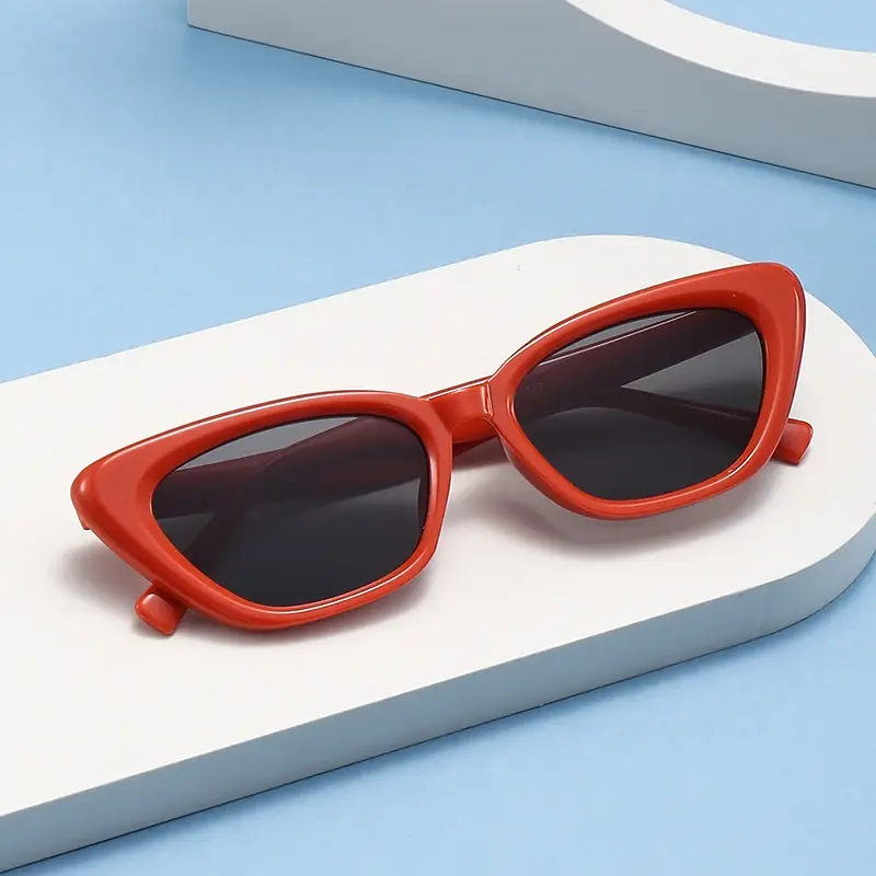 New Vintage Cat Eye Sunglasses Woman Retro Shades Black Sun Glasses Female Fashion Small Frame Mirror Square Oculos De Sol
