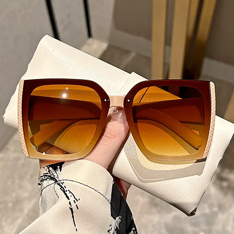 2023 New Fashion Oversize Gradient Sunglasses Women Men Vintage Square Sun Glasses Female Luxury Shades UV400