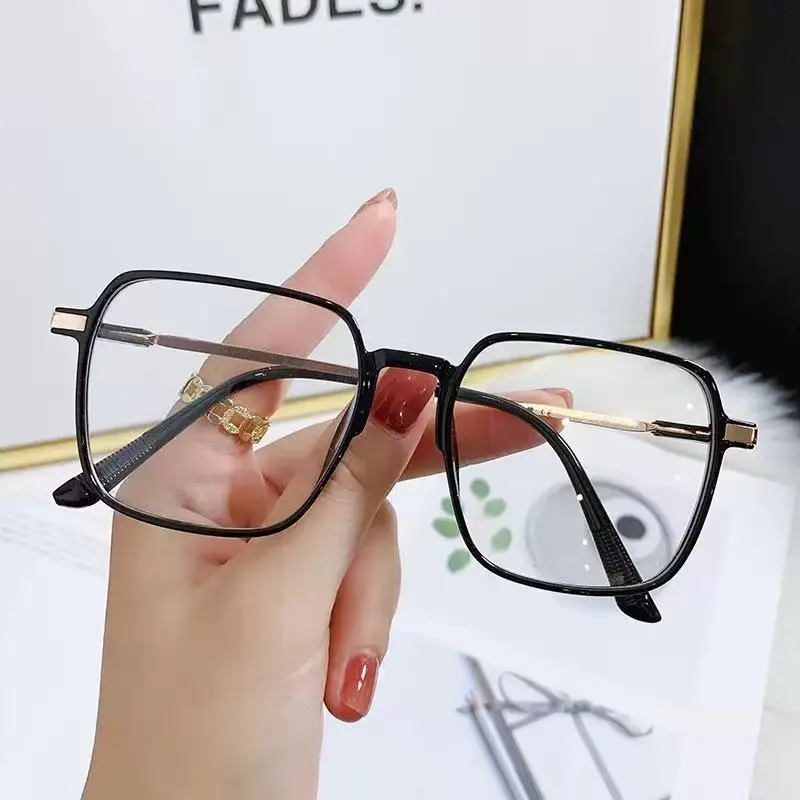 Anti Blue Light Glasses Metal Square Unisex Eyeglass Frame Eyeglass Eyeglasses for Woman Men Anti Radiation Eyewear