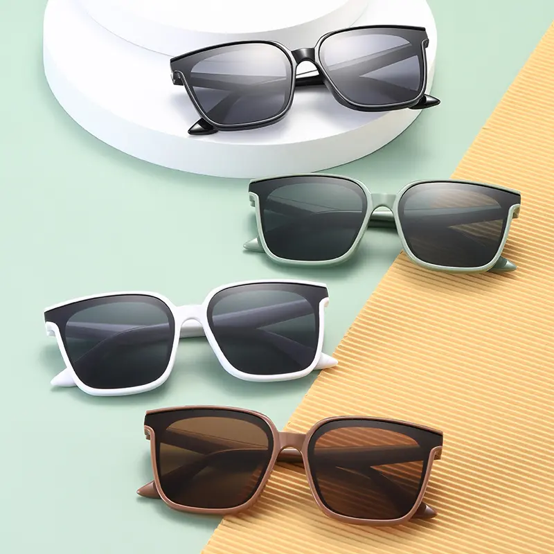 Children Sunglasses 2025 NEW Fashion Square Kids Sun Glasses Boy Girl Square Goggles Baby Travel Glasses 6 Colors Optional UV400