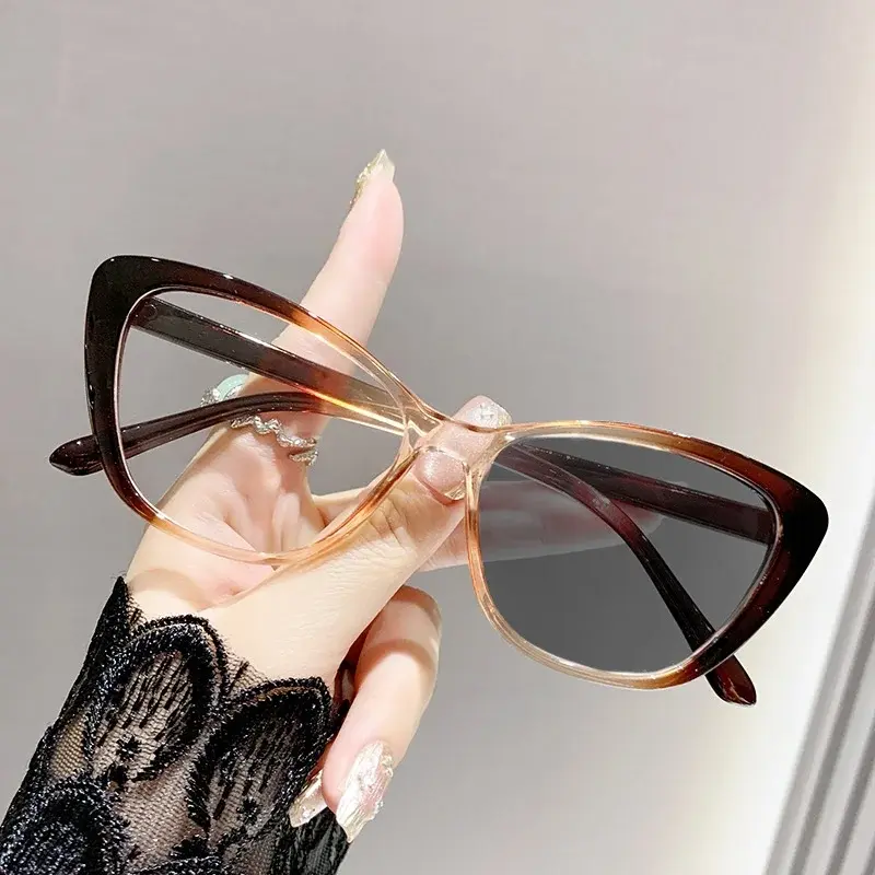 Cat Eye Myopia Photochromic Glasses for Women Men Ultra-light Color Change Near Sight Eyewear Fashion Eyeglasses Diopter