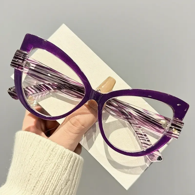 2025 Vintage Large Frame Cat Eye Reading Glasses Woman Fashion Design Gradient Frame Presbyopic Glasses Diopter 0 To +4.0