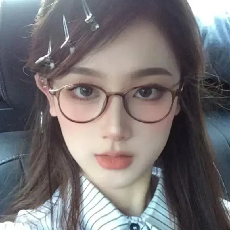Retro Artistic Anti Blue Light Glasses Ultra Light Small Frame Myopia Glasses High Definition Transparent Short Sight Glasses