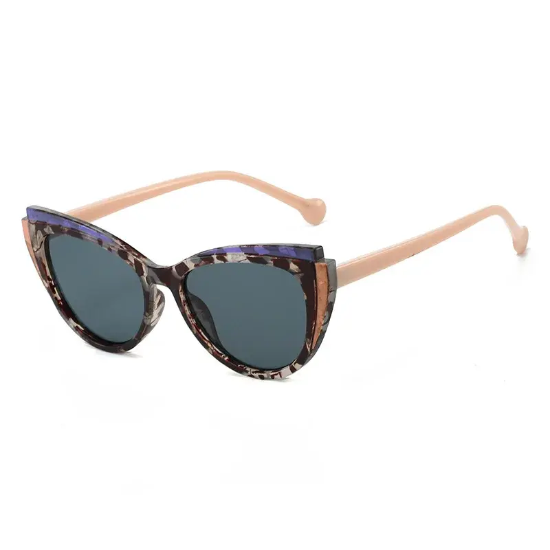 Retro Large Frame Cat Eye Presbyopes Grey Lenses Reading Glasses for Men and Women Outdoor Fashion Sun Glasses Eye Protection