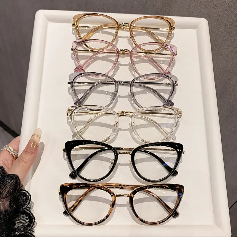 Men's and Women's Fashion Cat-Eye Photochromic Myopia Glasses Retro Large Frame High Definition Minus Diopter Eyeglasses