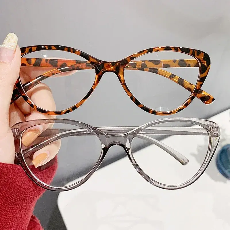 New Fashion Vintage Gradient Eyeglasses Large Frame Cat Eye Myopia Glasses Blue Light Blocking Eye Protection Unisex Eyewear