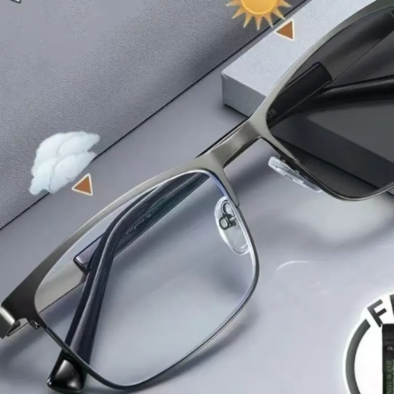 Metal Frame Photochromic Myopia Glasses Personalised Full-frame Business Glasses for Men Anti-blue Light Reading Glasses