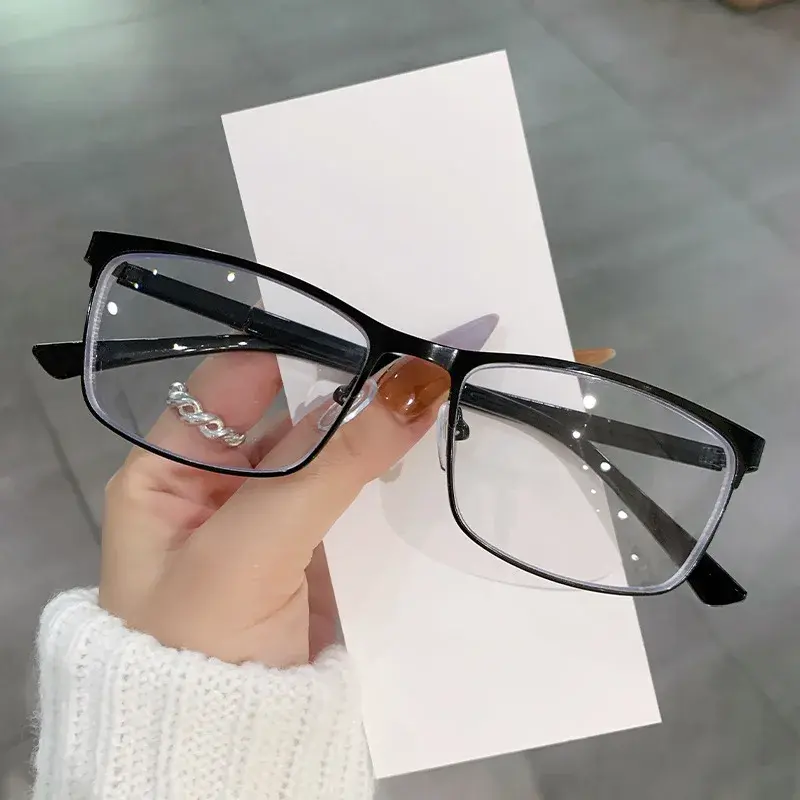Metal Frame Photochromic Myopia Glasses Personalised Full-frame Business Glasses for Men Anti-blue Light Reading Glasses