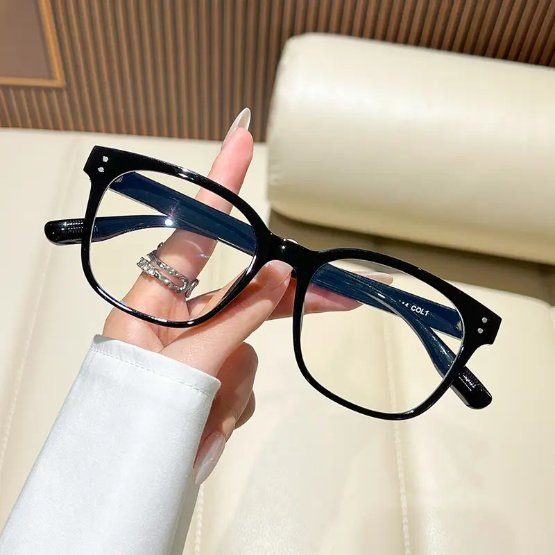 Vintage Square Large Frame Flat Glasses Neutral Goggles Advanced Sense of Ultra-light and Durable Anti-blue Light Glasses
