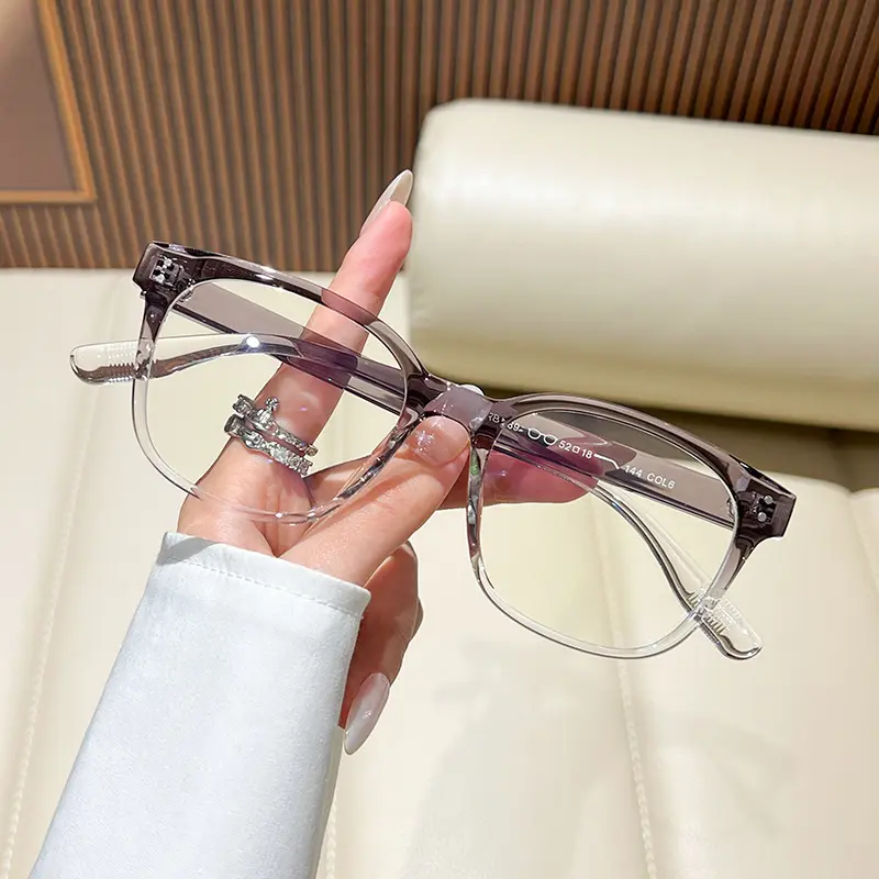 Vintage Square Large Frame Flat Glasses Neutral Goggles Advanced Sense of Ultra-light and Durable Anti-blue Light Glasses