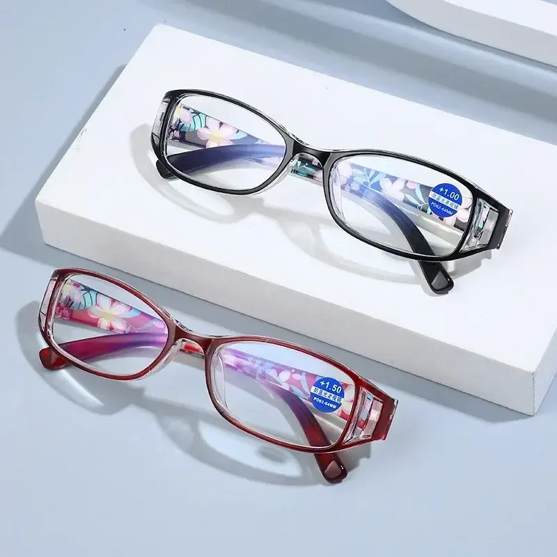 Fashion Anti-Blue Light Reading Glasses Urltra-Light Eye Protection Presbyopia Glasses Women Printed Comfortable Eyeglasses