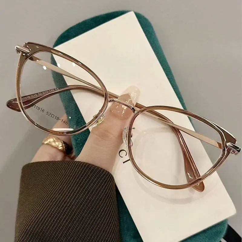 2025 Fashion Cat Eye Reading Glasses Women Vintage Large Frame Premium Feeling Presbyopia Women's Eyepieces Diopter 0 To +4.0