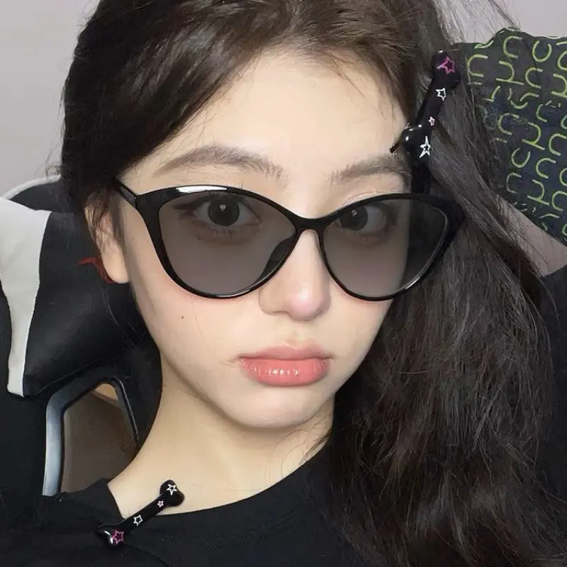 Retro Frame Color Changing Short Sight Eyewear Cat Eye Photochromic Myopia Glasses Ultralight Anti-blue Light Near Sight Glasses