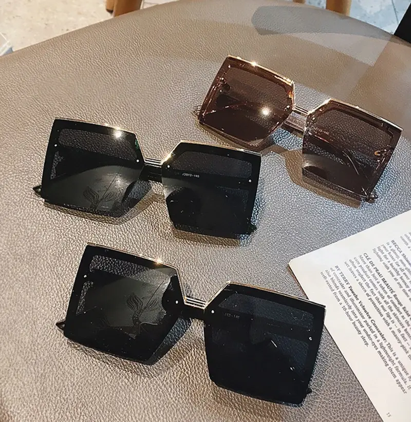 2024 Fashionable Large Frame Square Sunglasses Personalized Women UV protection Sunglasses UV Resistant Frameless Sunglasses