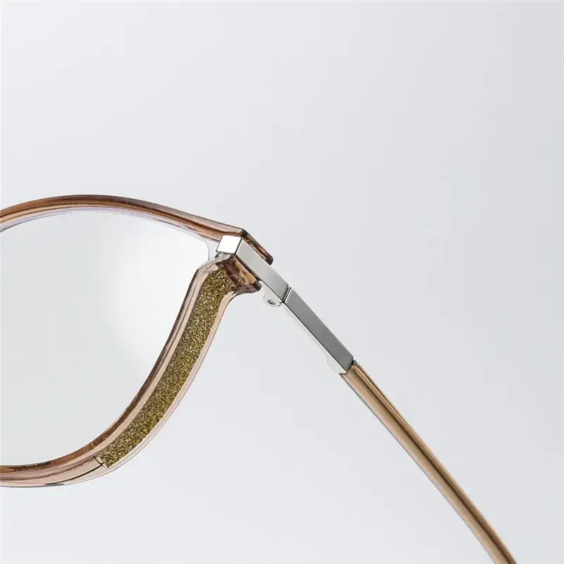 Ultra Light  Anti Blue Light Eyewear New Fashionable Large Frame Presbyopia Glasses Men Women Reading Glasses Casual Eyeglasses