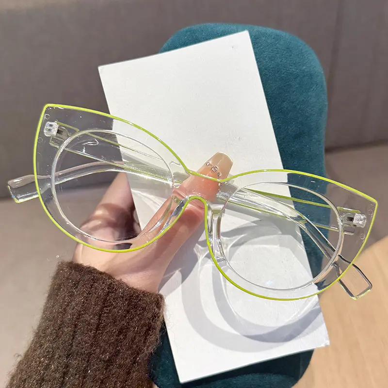 Fashionable Large-frame Cat-eye Presbyopia Glasses High-definition Blue Light Protection Reading Glasses Women's Eyepieces