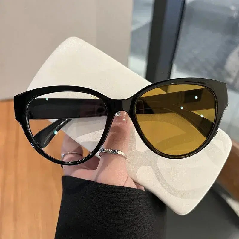 Retro Women Large Frame Photochromic Eyeglasses Cat's Eye Heart Mirror Leg Myopia Glasses Outdoor Unisex Minus Eyeglasses