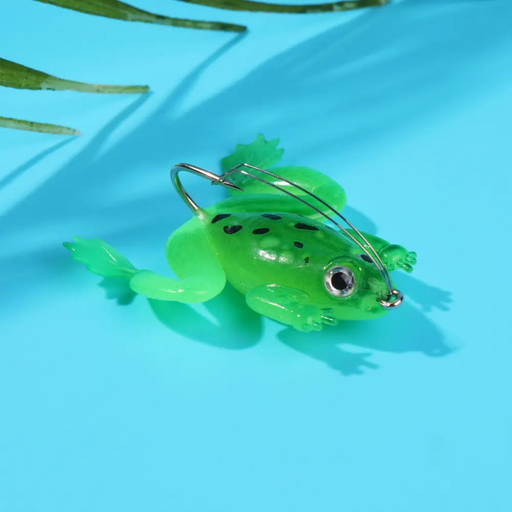1Pcs Wobbler Soft Lures 6cm 5.2g 3D Eyes Artificial Silicone Frog Bait with Hook For Catfish Perch Bass Pike Fishing Tackle