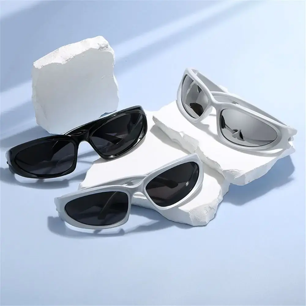 Trendy Y2K Cycling Sunglasses Outdoor Millennium Futuristic Sun Glasses UV Protection Street Shooting Eyewear for Women & Men
