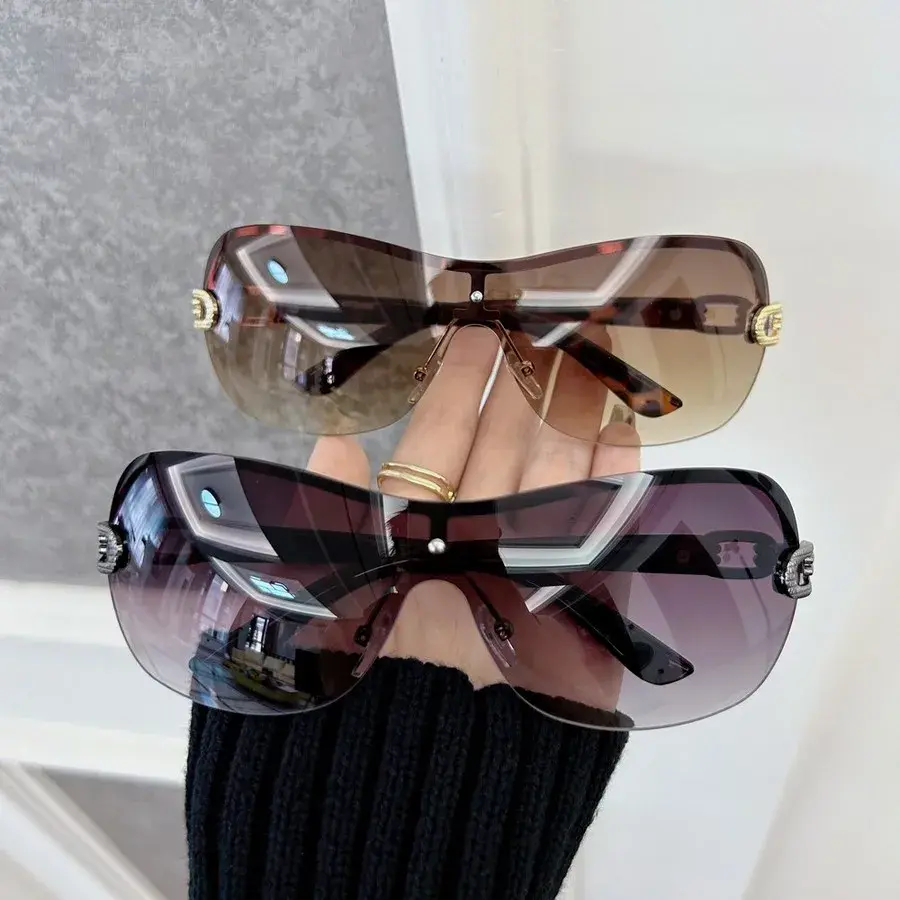Casual Square Sunglasses Women Men Gradient Sun Glasses Female Male Designer Brand Lovely Travel Outdoor Oculos De Sol