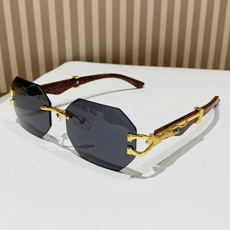 Square Luxurious Sunglasses Women Men Brand Designer Fashion Sun Glasses Female Male Casual Punk Gradient Oculos De Sol