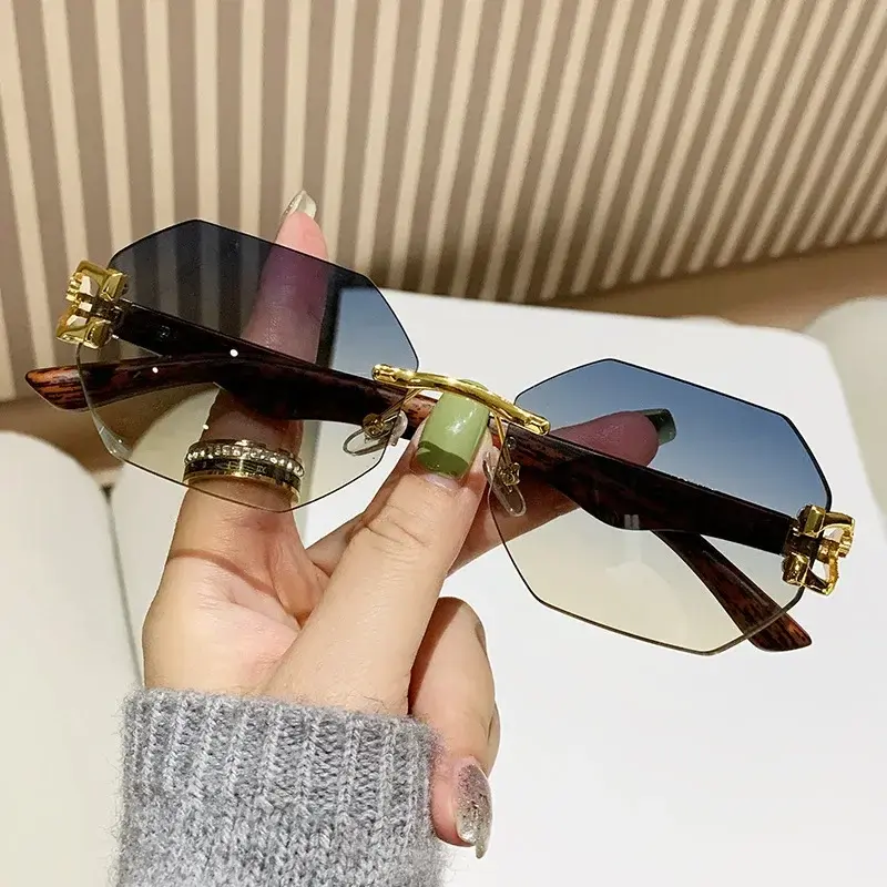 Square Luxurious Sunglasses Women Men Brand Designer Fashion Sun Glasses Female Male Casual Punk Gradient Oculos De Sol