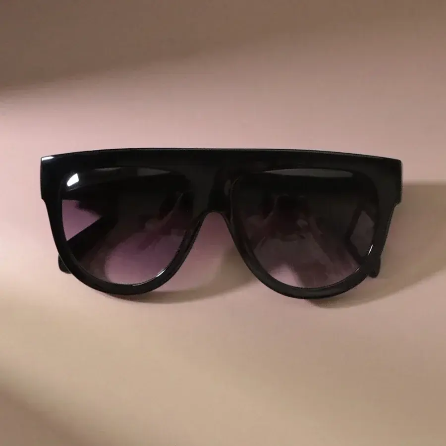 Casual Big Frame Round Sunglasses Women Men Sun Glasses Female Mirror Colors Designer Brand Fashion Luxurious Gradient Eyewear
