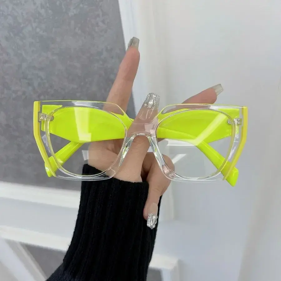 Fashion Luxurious Square Eyeglasses Frames Women Men Transparent Clear Brand Designer Optical Lovely Frame Oculos