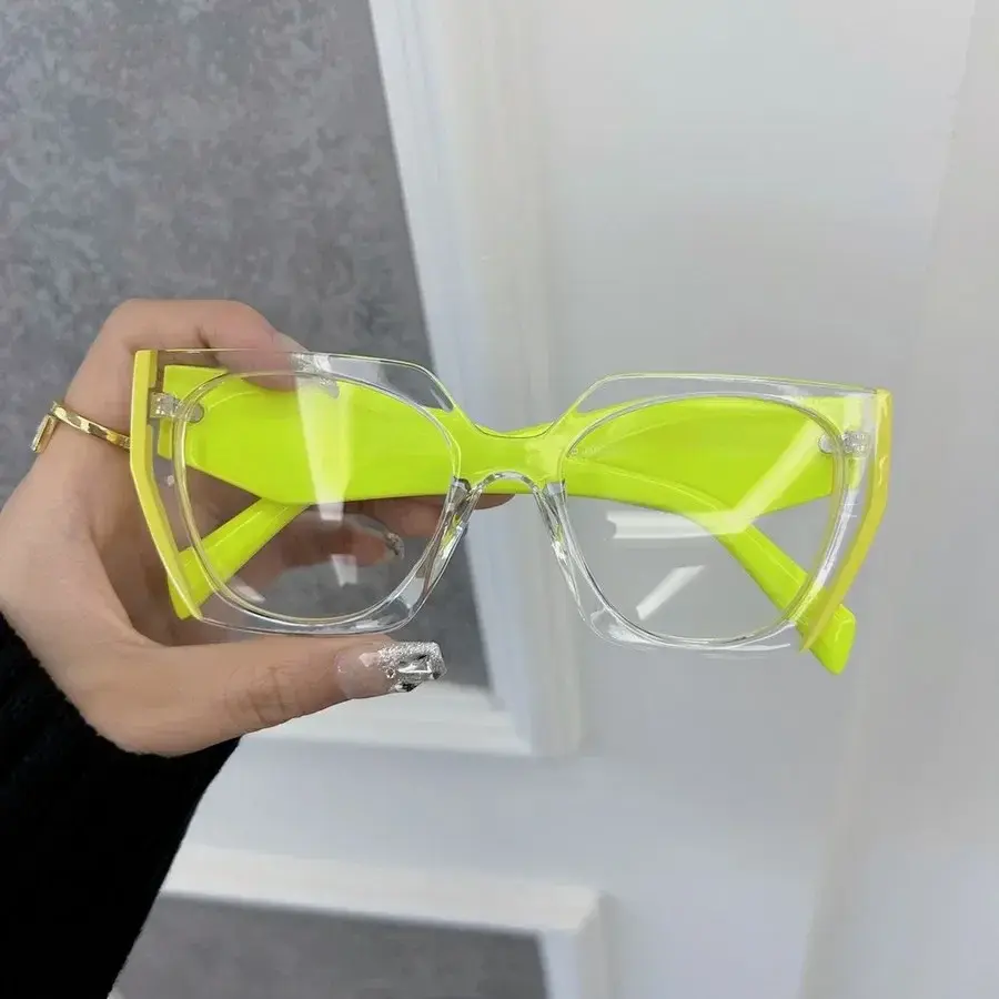 Fashion Luxurious Square Eyeglasses Frames Women Men Transparent Clear Brand Designer Optical Lovely Frame Oculos