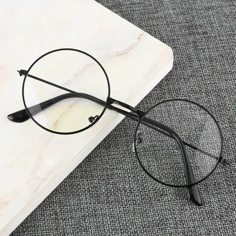Classic Round Glasses Women Men Fashion Vintage Eyeglasses Female Male Clear Lens Unisex Designer Casual Transparent Lens Gafas