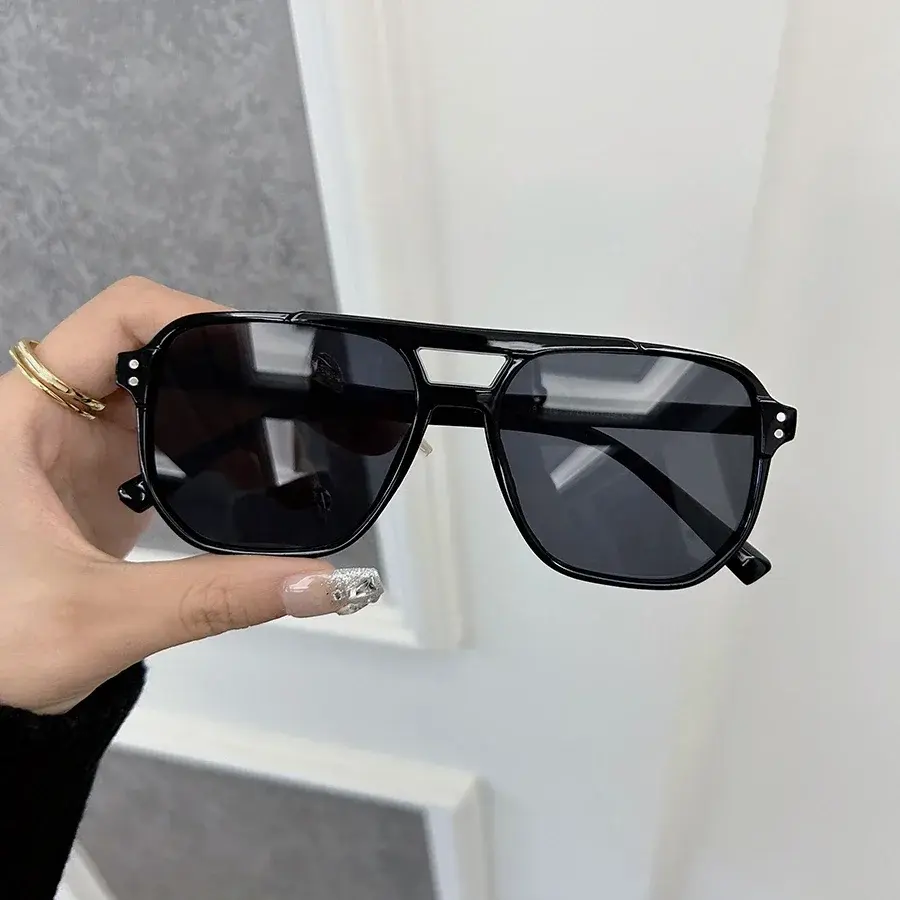 Retro Square Sunglasses Women Men Brand Classic Sun Glasses Female Male Fashion Designer Travel Casual Shades Oculos De Sol