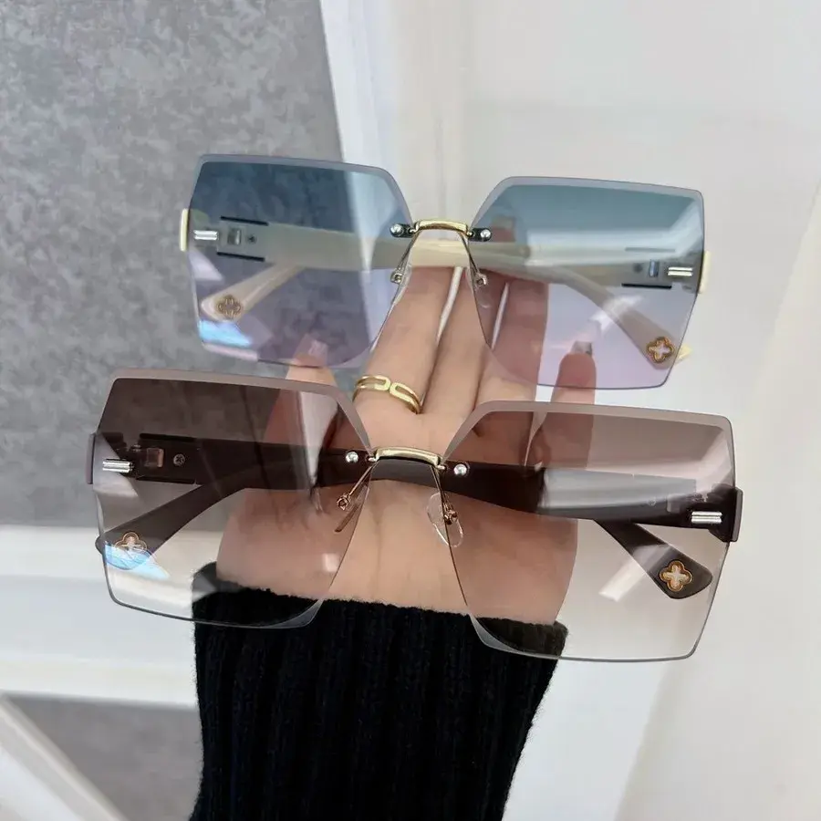 Casual Square Sunglasses Women Men Gradient Sun Glasses Female Male Designer Brand Lovely Travel Outdoor Oculos De Sol